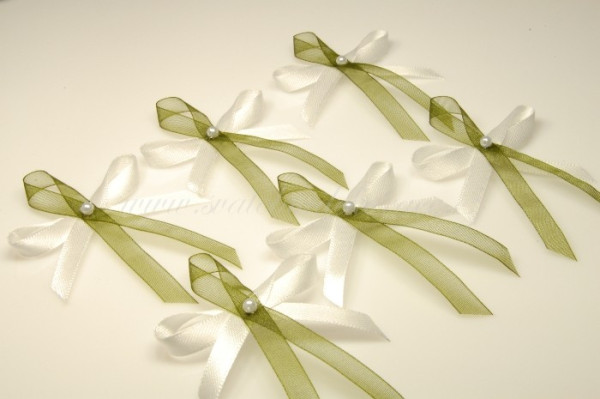 Svatební vývazky s perličkou - bílá, tm.olivová (1 ks)
